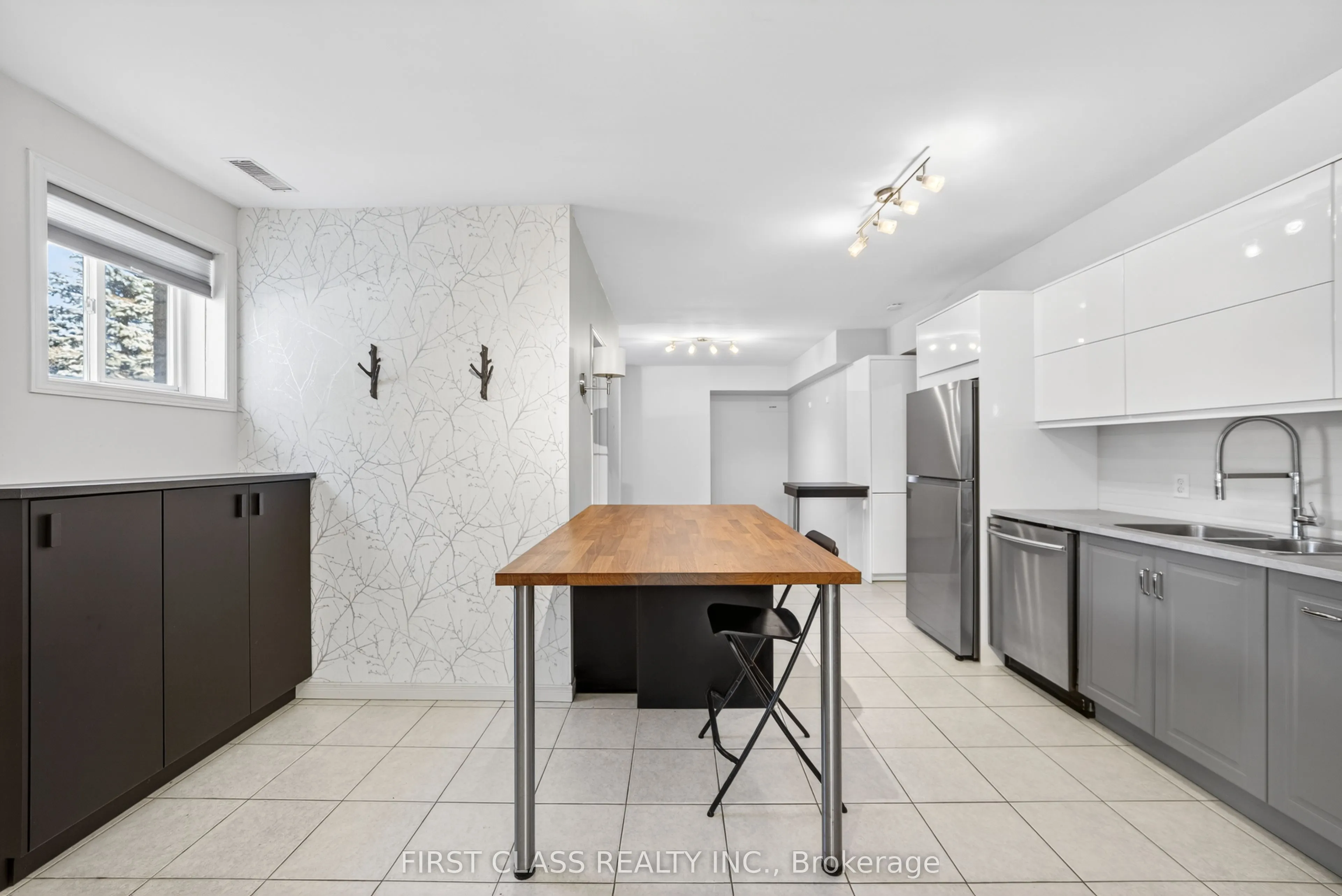 20173 Bathurst Street