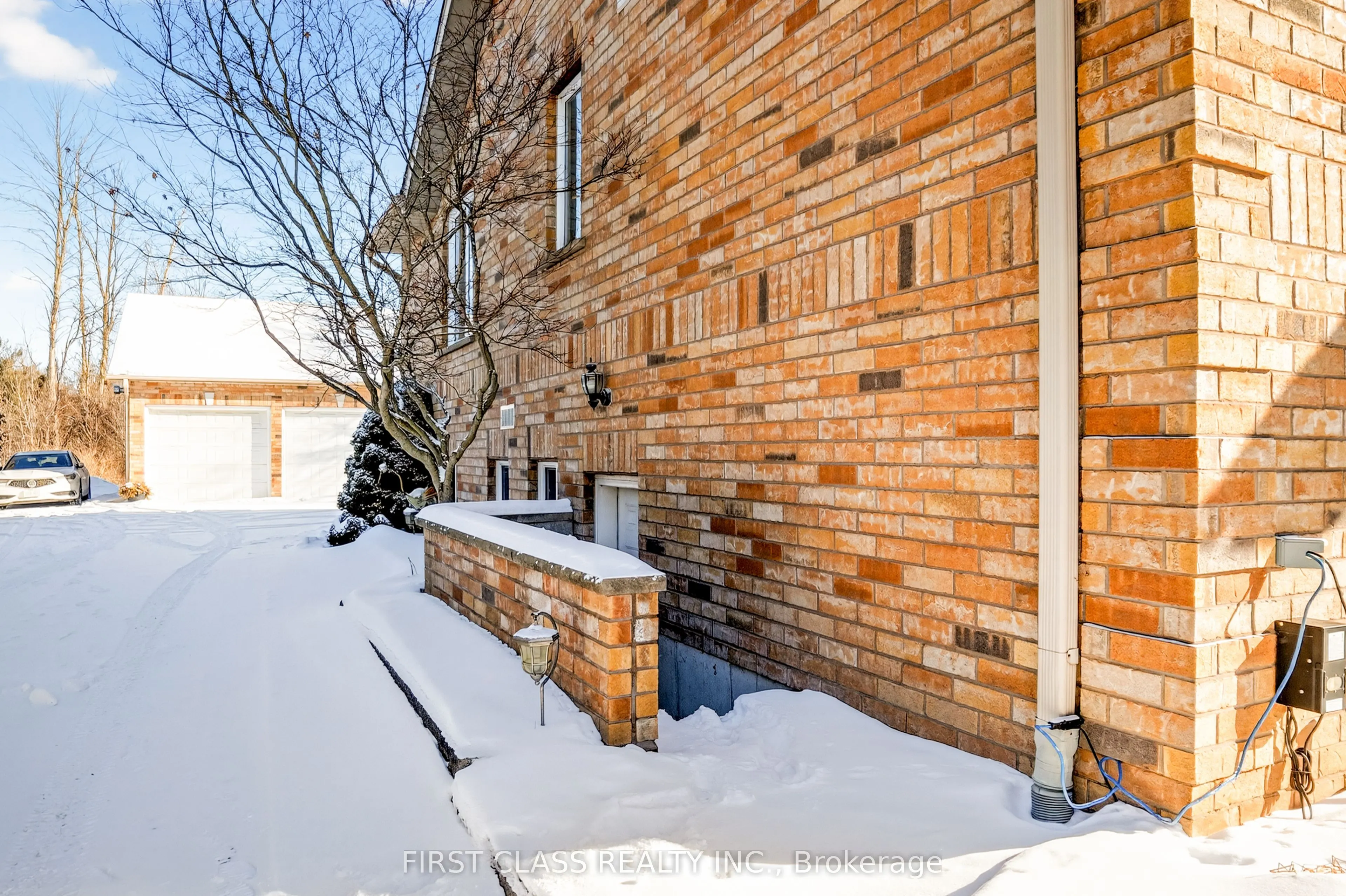 20173 Bathurst Street