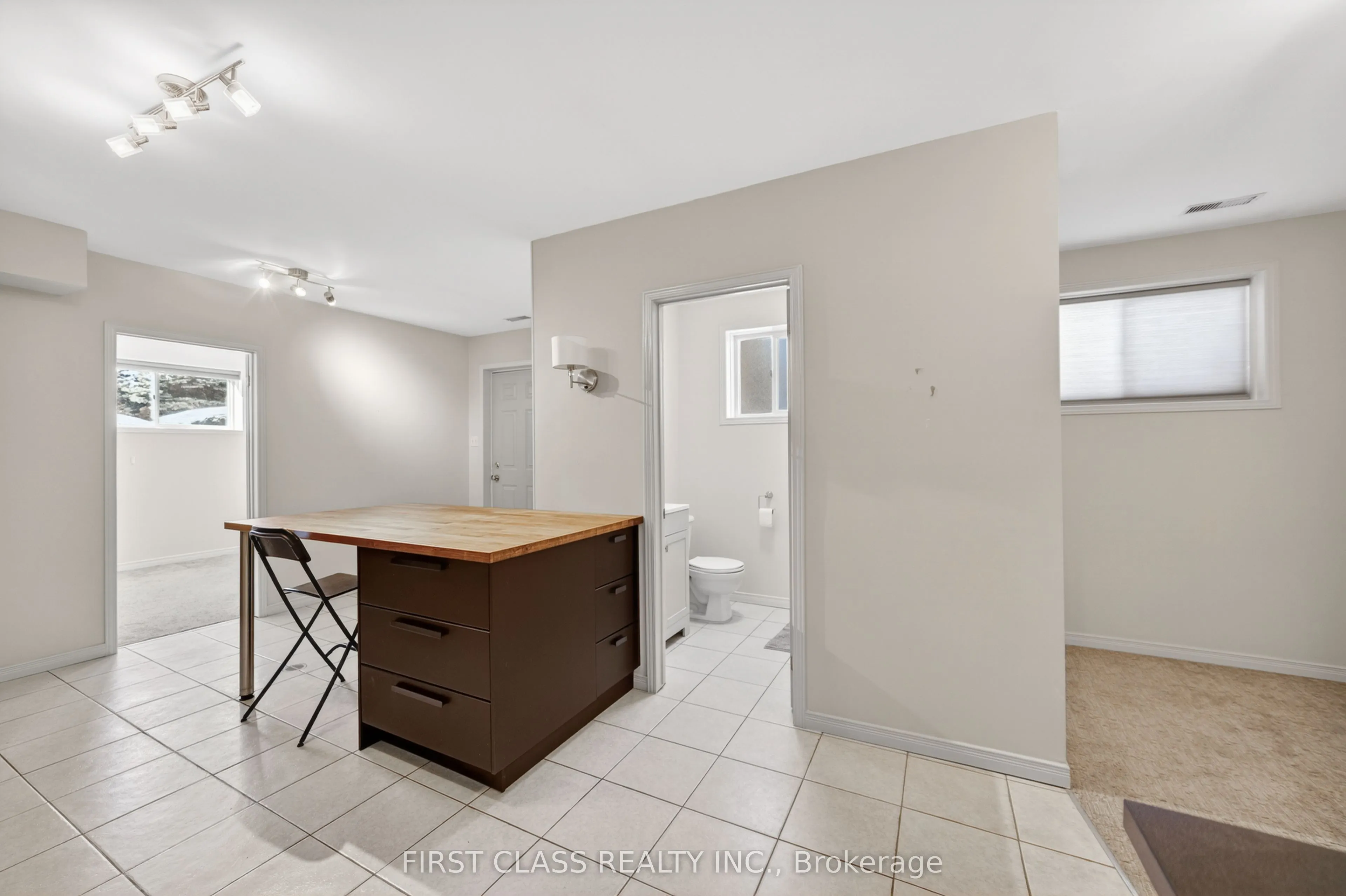 20173 Bathurst Street