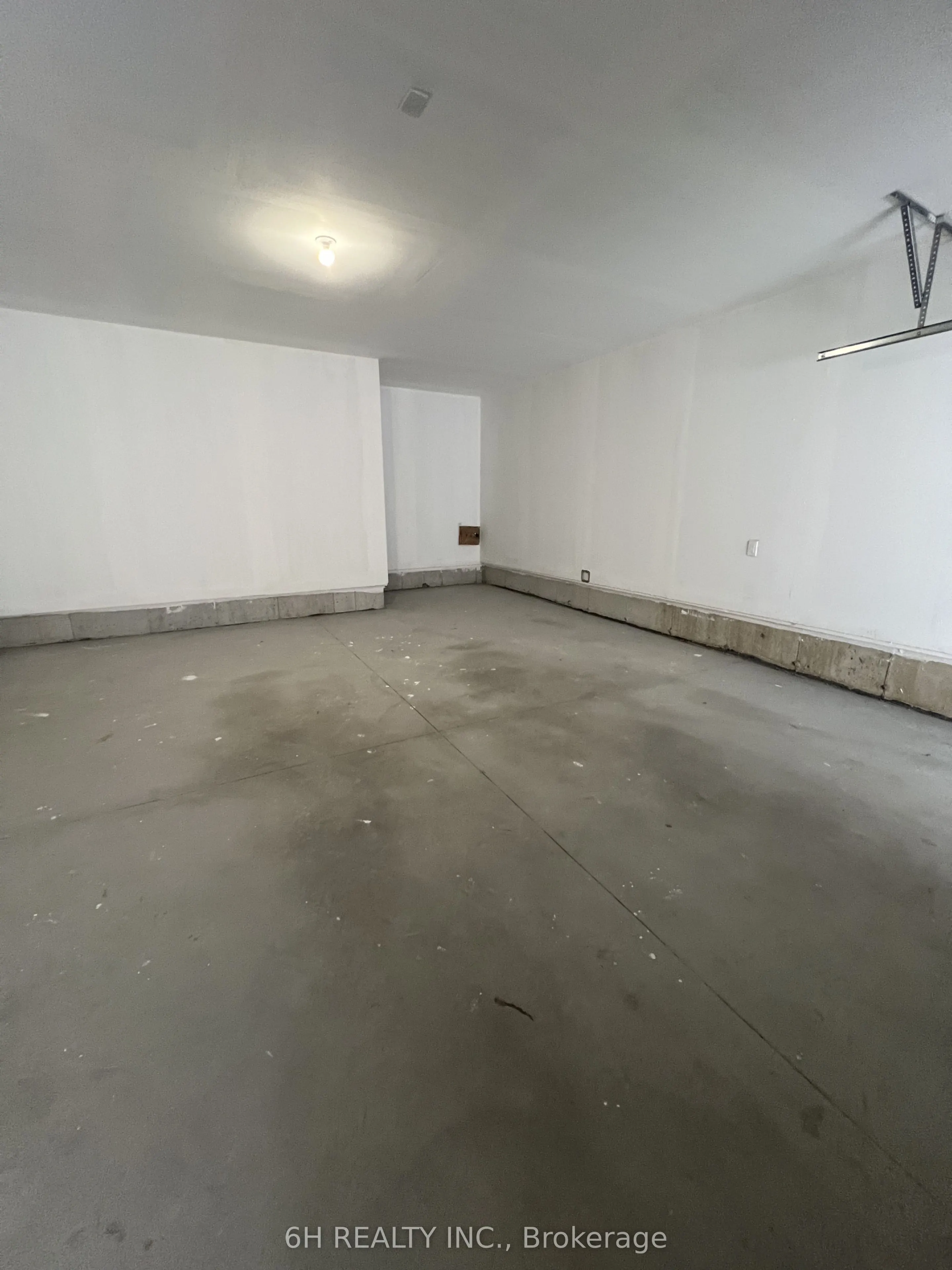 Undisclosed Address #Lot 9