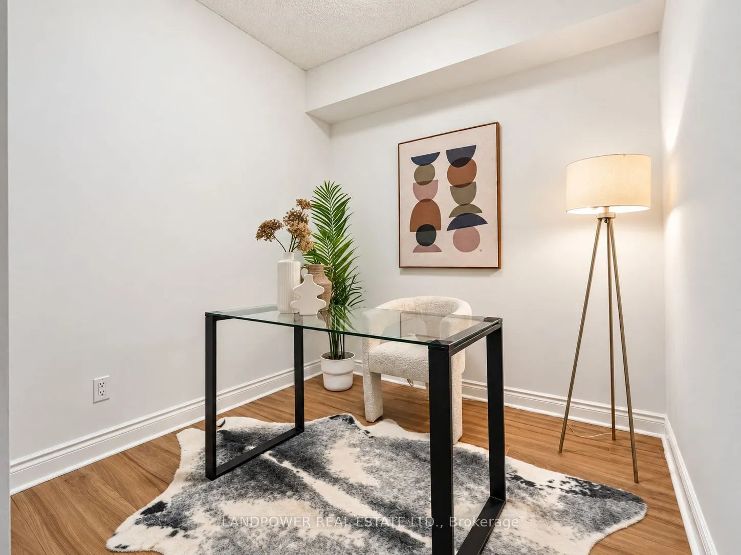 23 Cox Boulevard #270