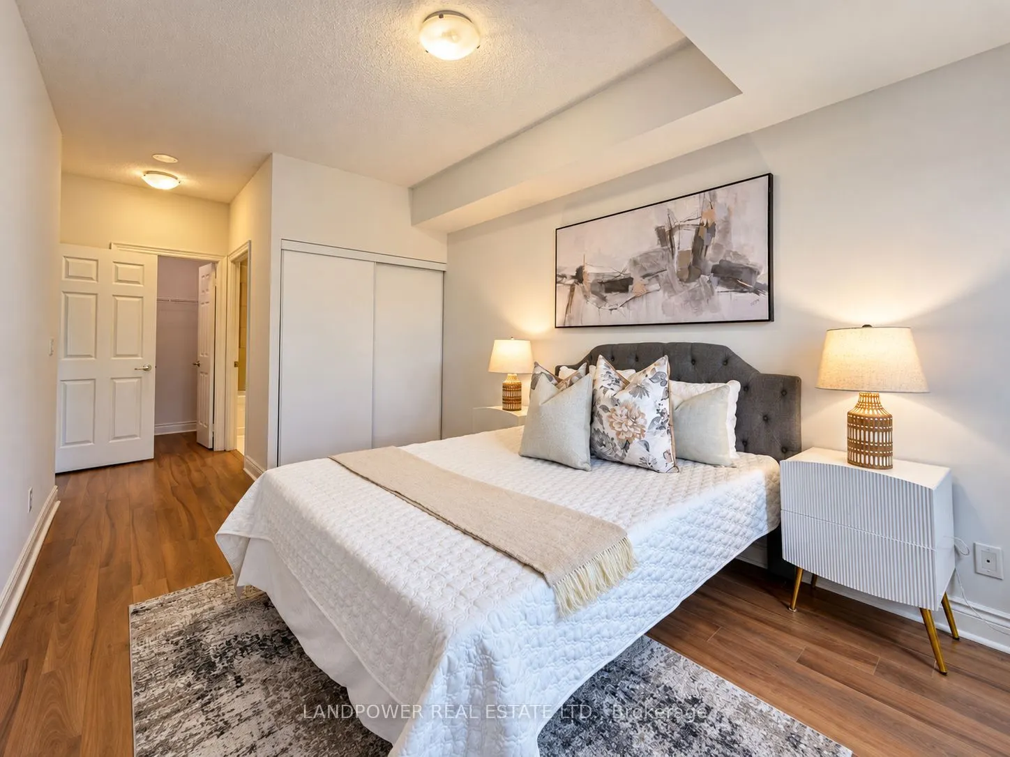 23 Cox Boulevard #270