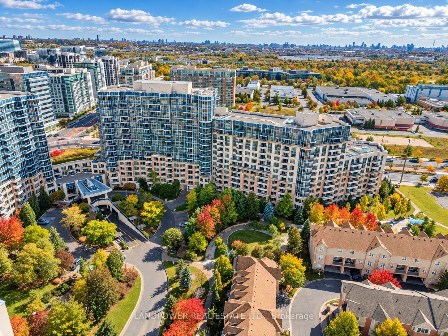 23 Cox Boulevard #270