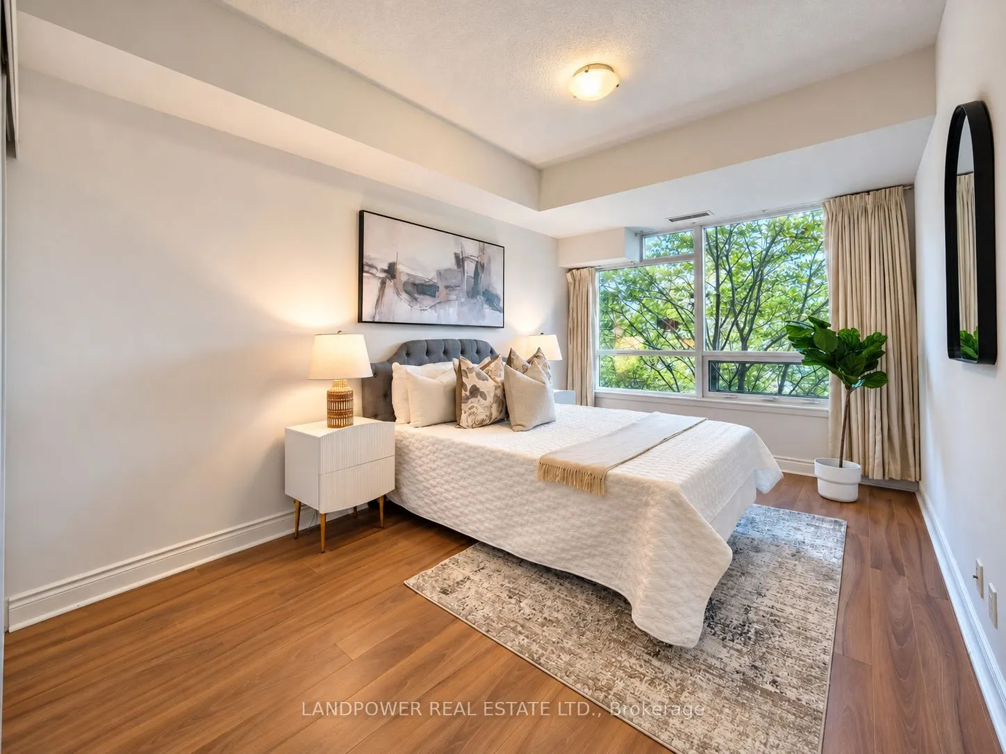 23 Cox Boulevard #270