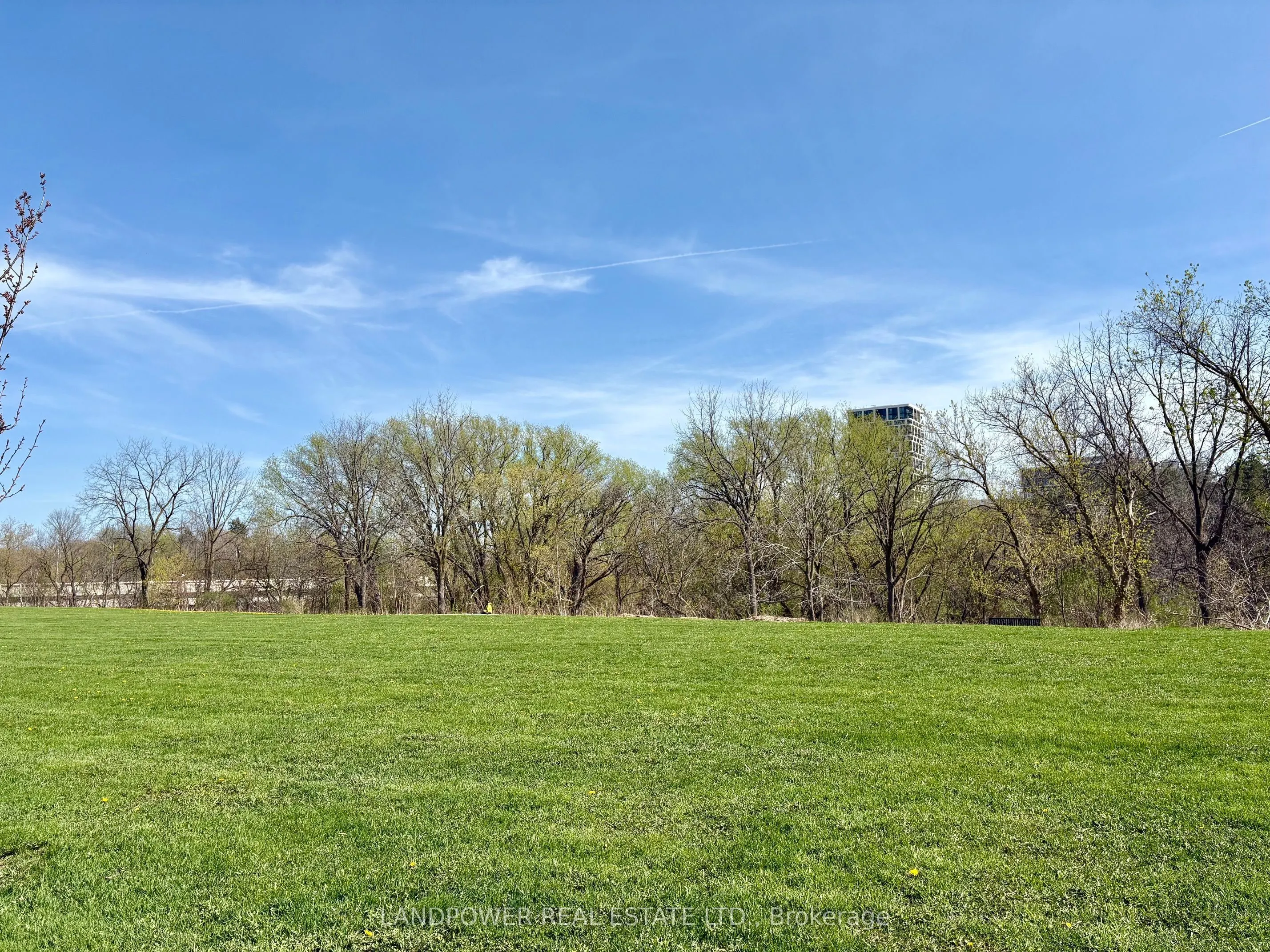 18 Uptown Drive #120