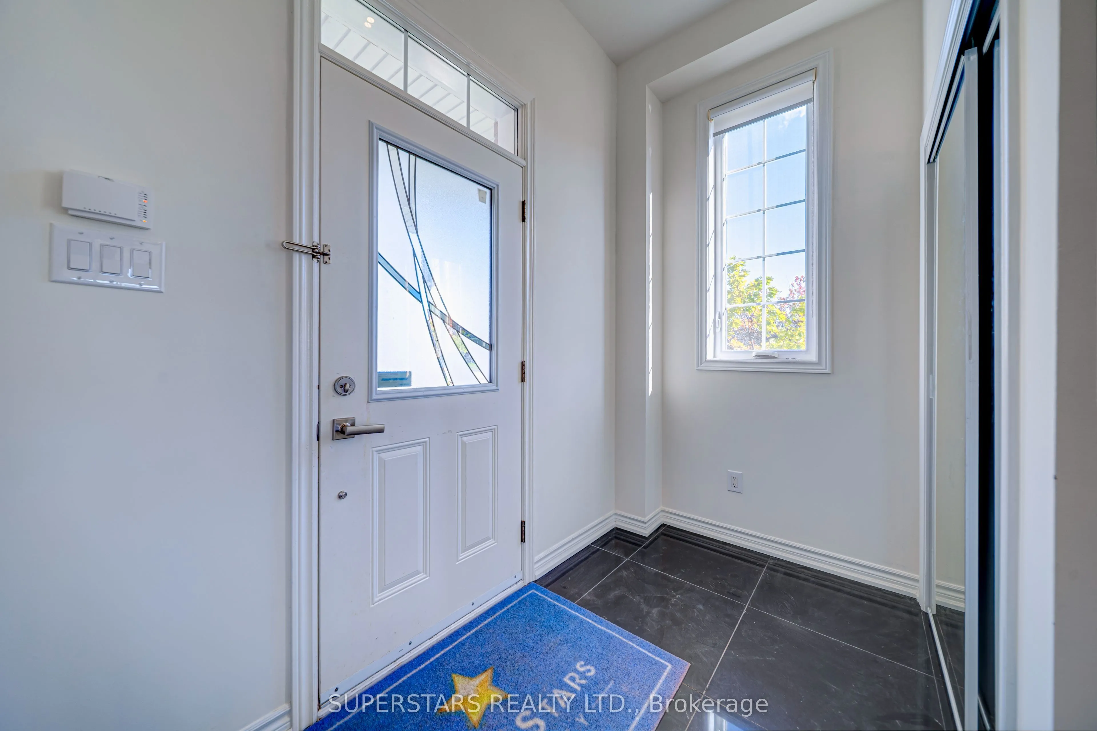 25 Alvarado Avenue