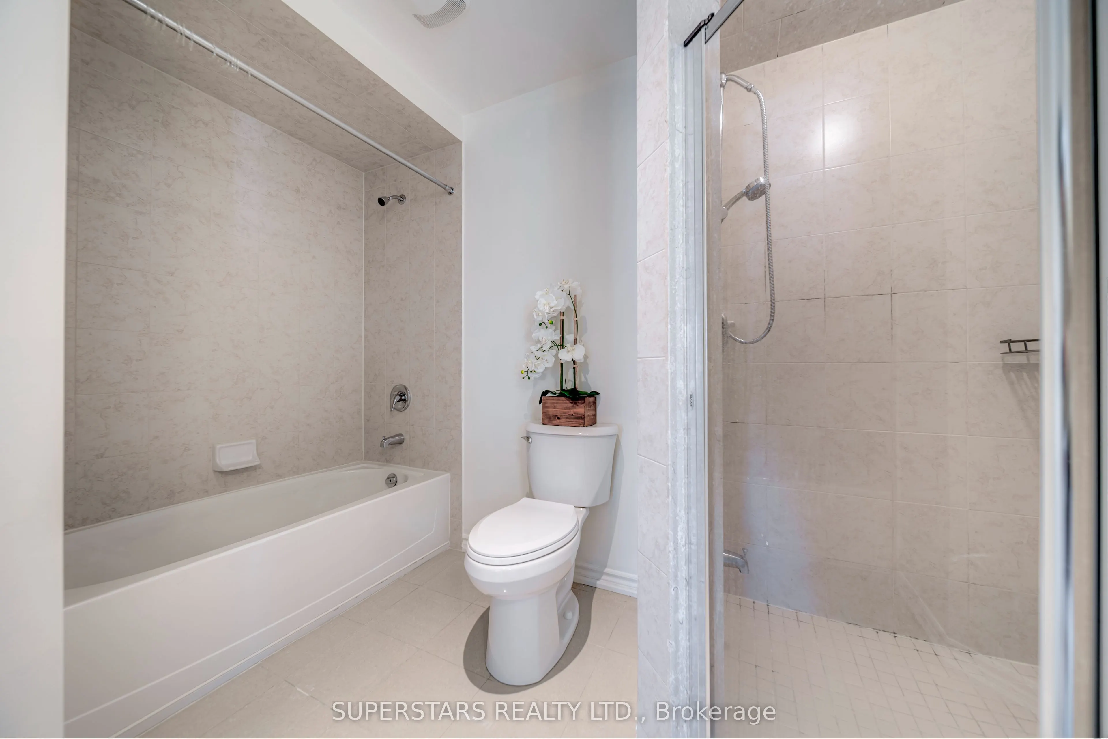 25 Alvarado Avenue