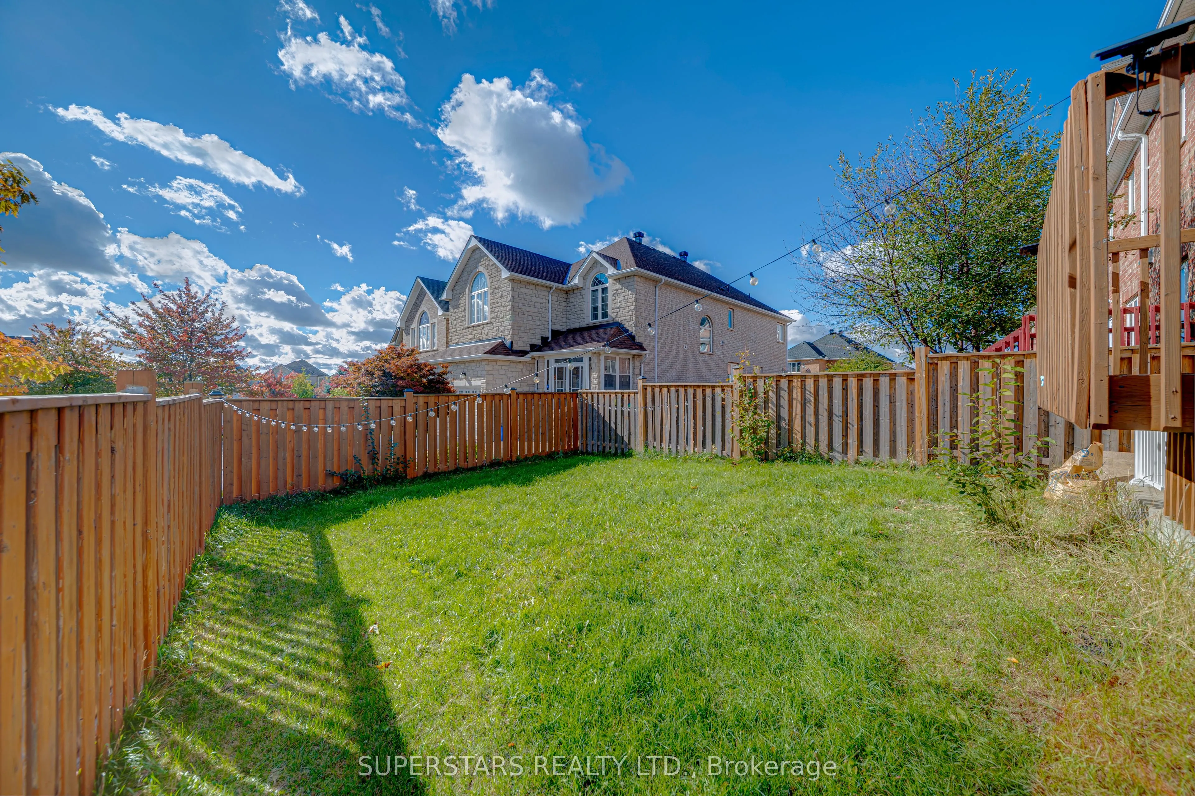 25 Alvarado Avenue