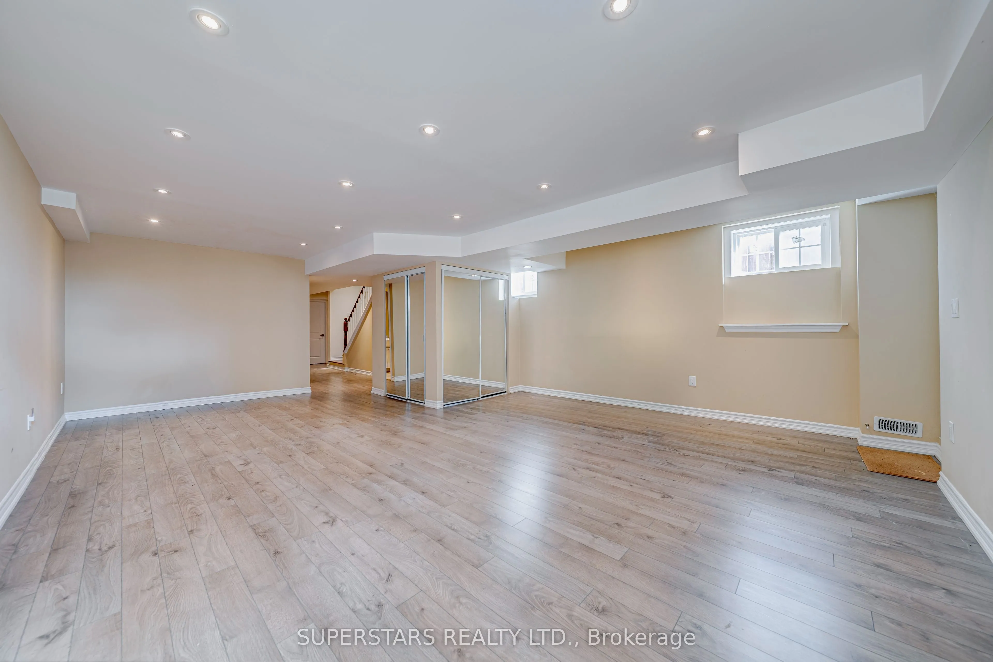 25 Alvarado Avenue