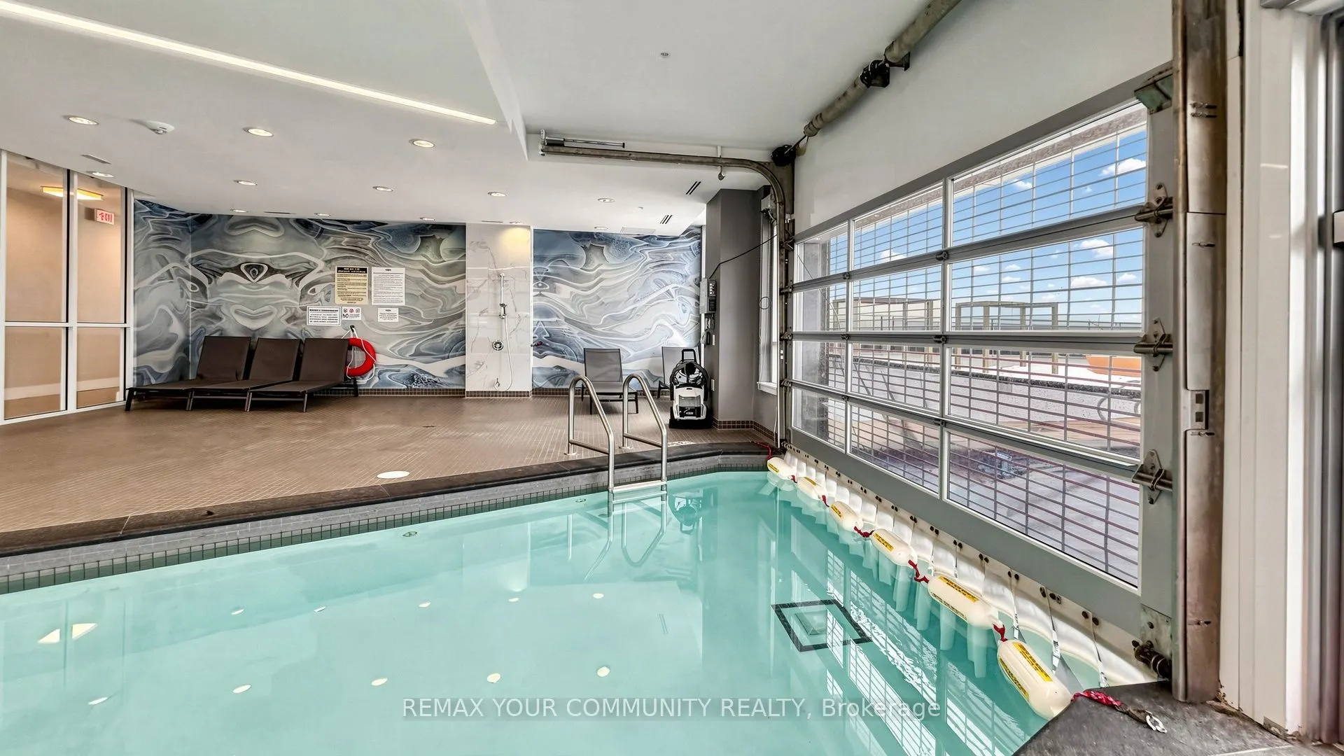 9201 Yonge Street #619
