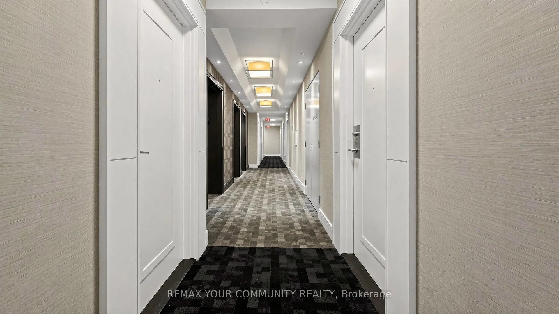 9201 Yonge Street #619