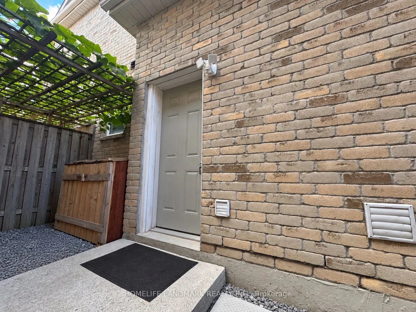 60 Pineforest Place #BSMT