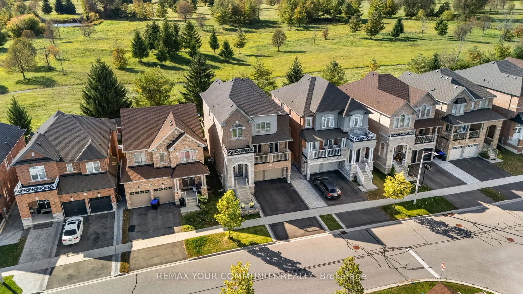 150 Inverness Way