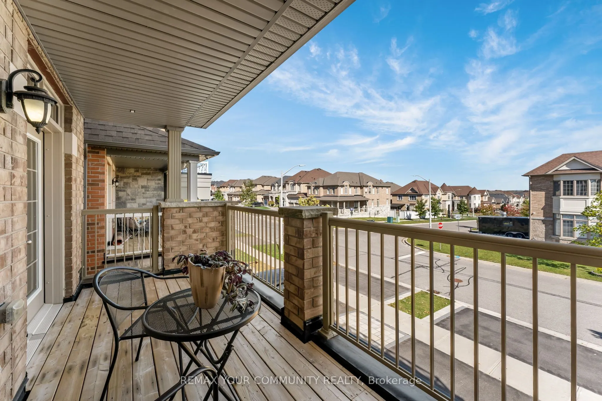 150 Inverness Way