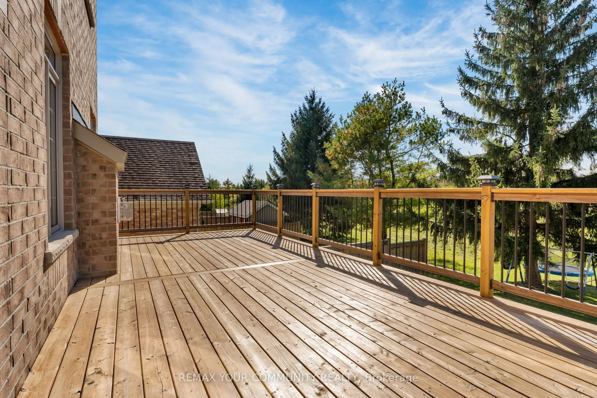 150 Inverness Way
