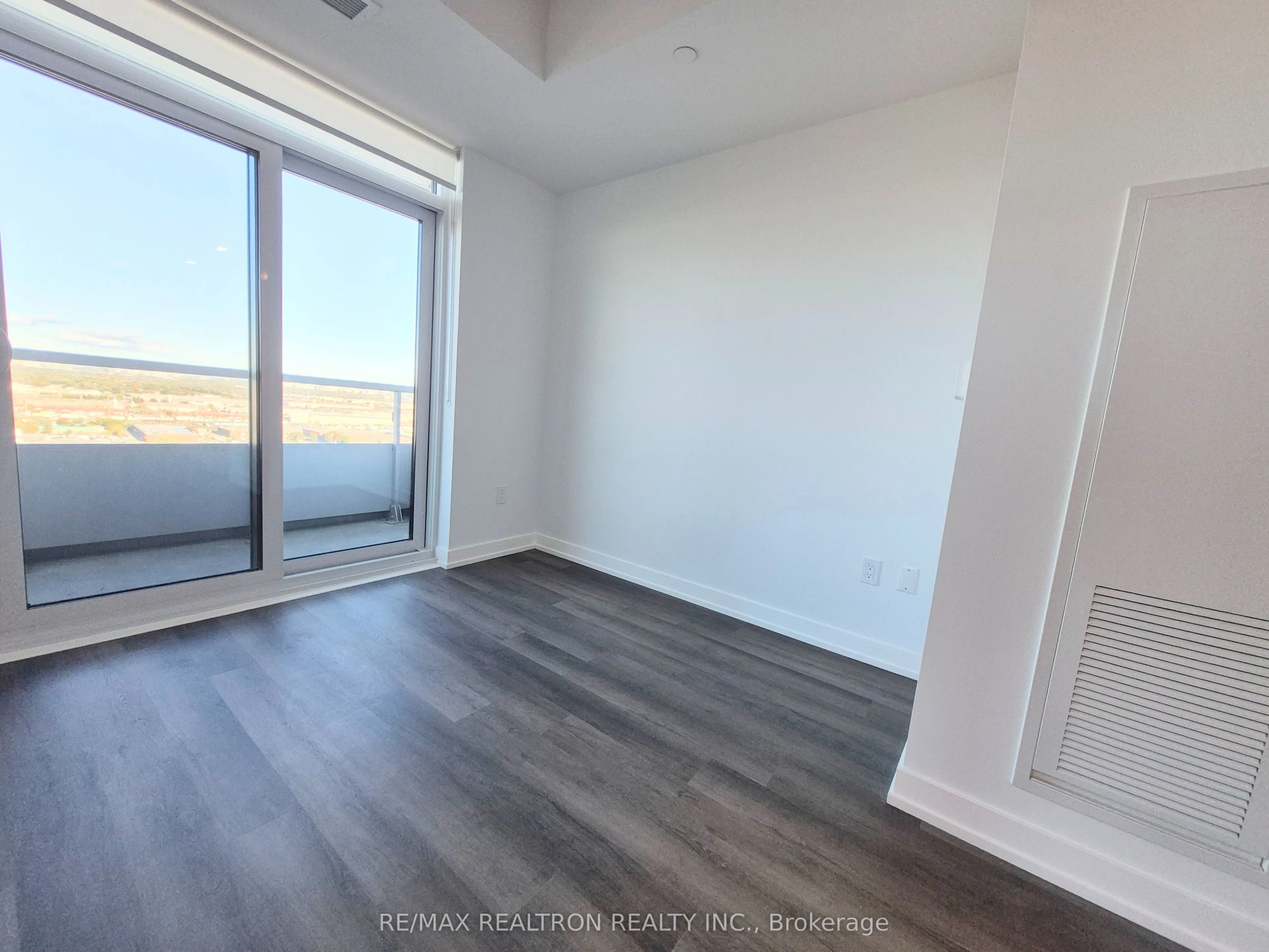 5 Meadowdale Road #1802