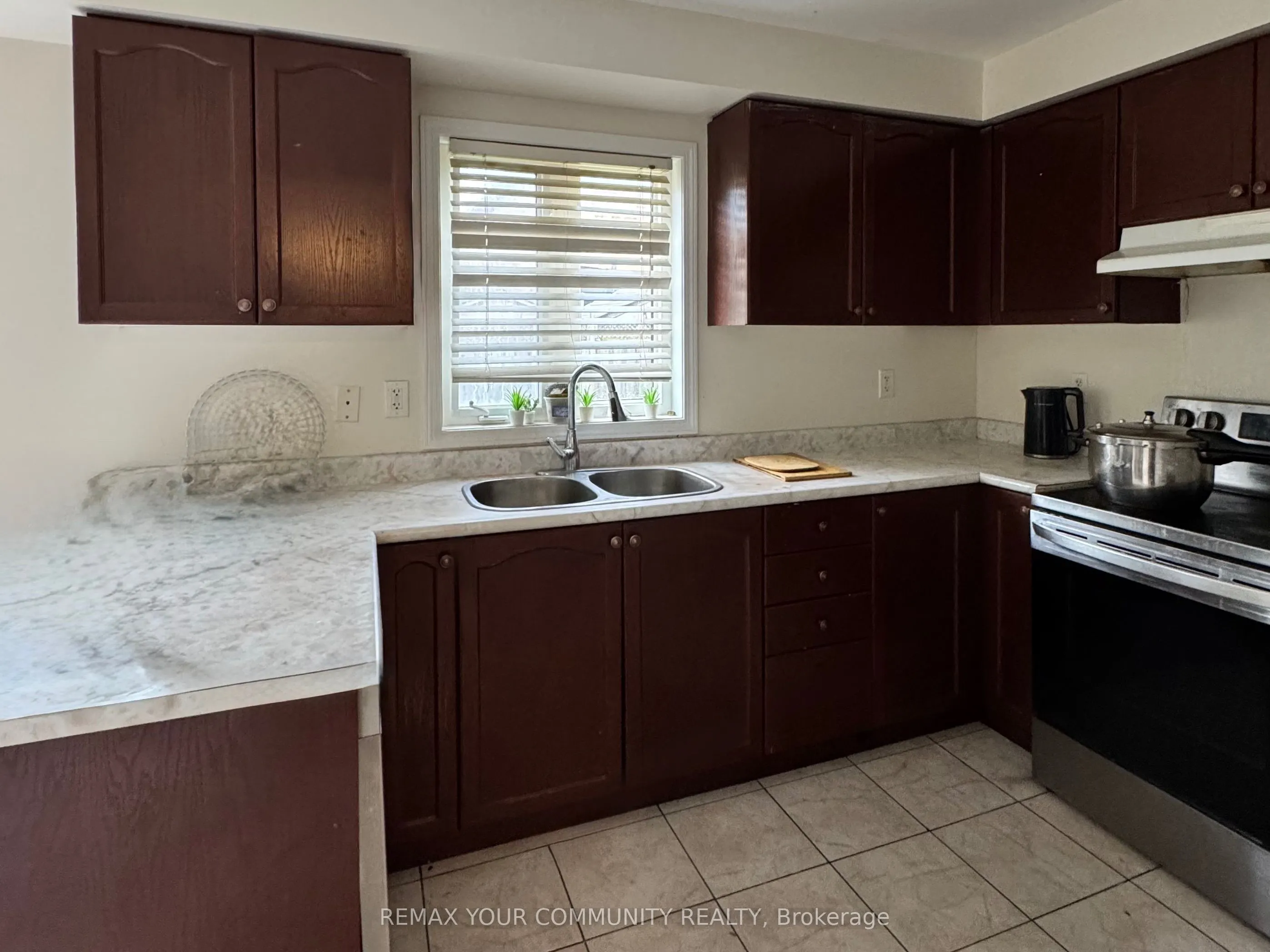 163 Flagstone Way