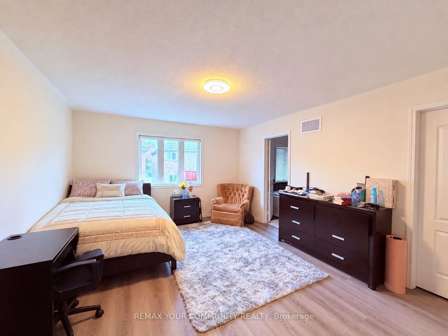 163 Flagstone Way