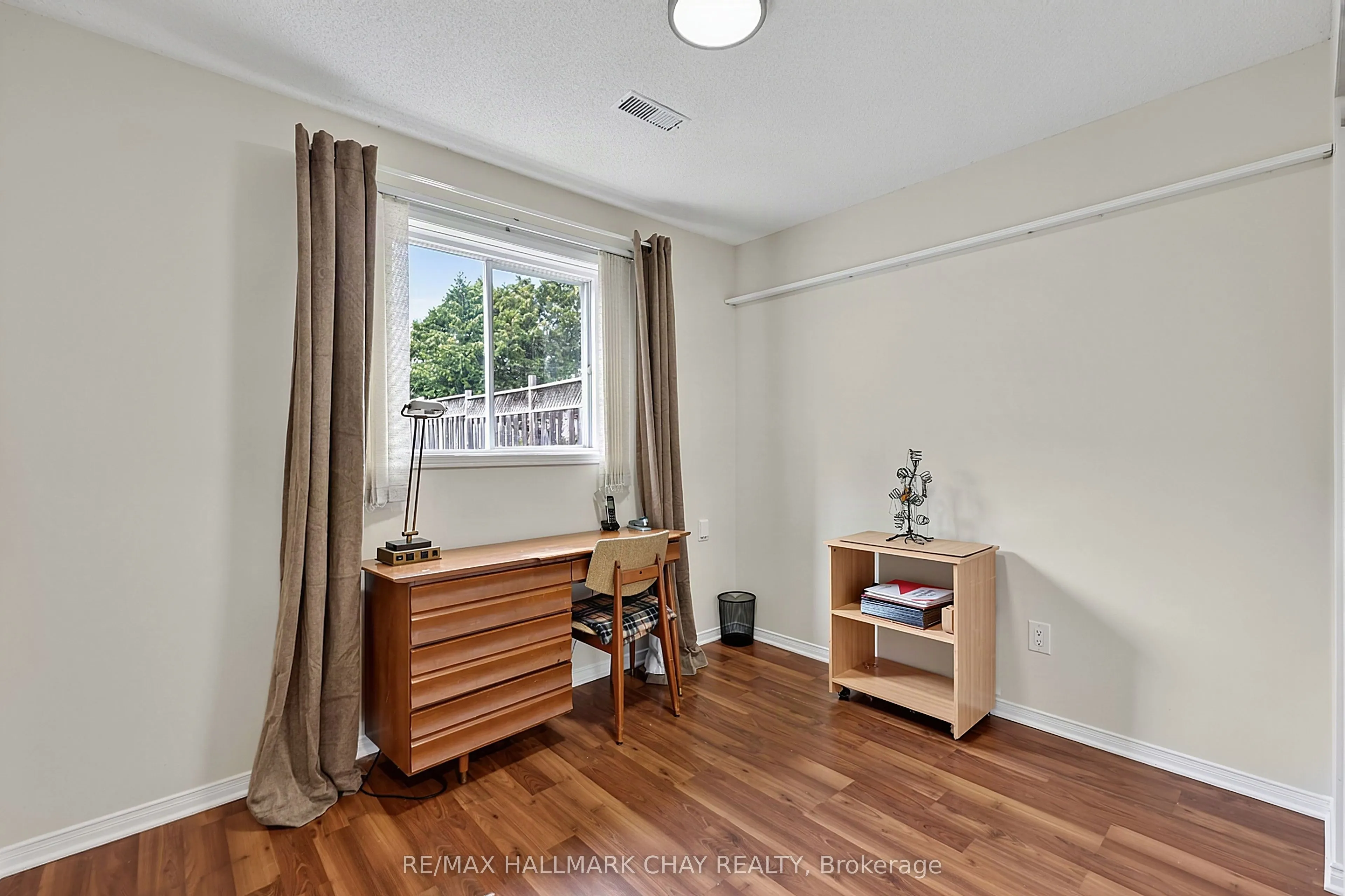 436 Simcoe Road