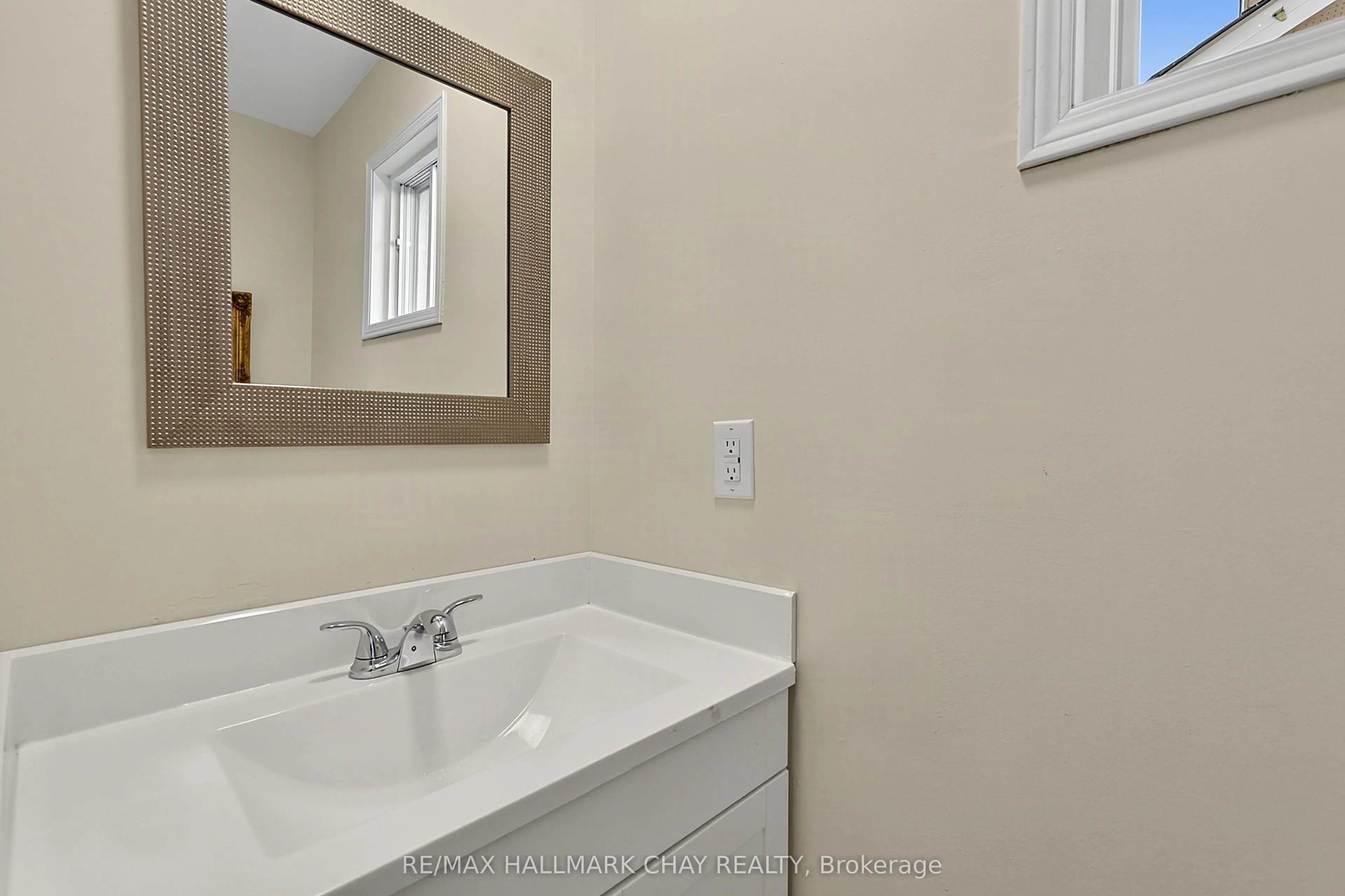 436 Simcoe Road