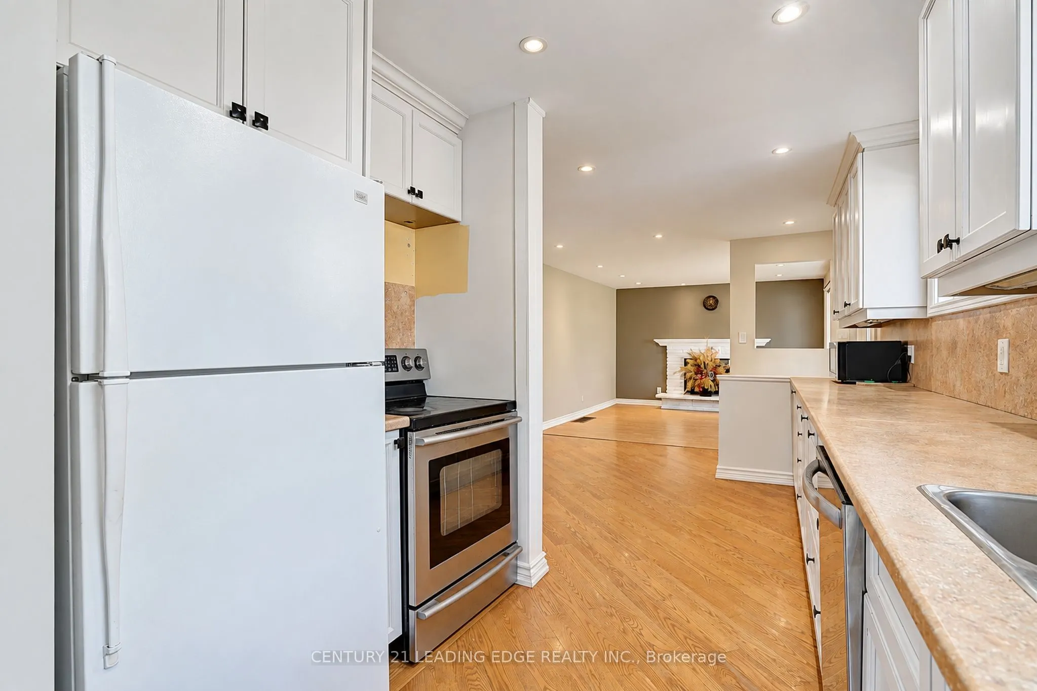 1006 Elgin Street #Main Flr