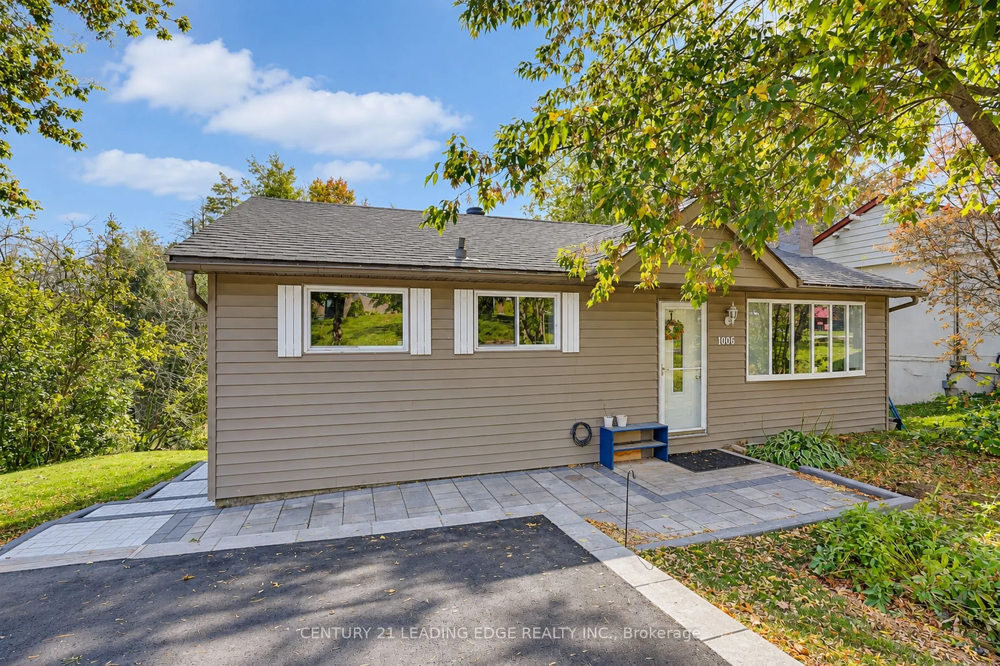 1006 Elgin Street #Main Flr