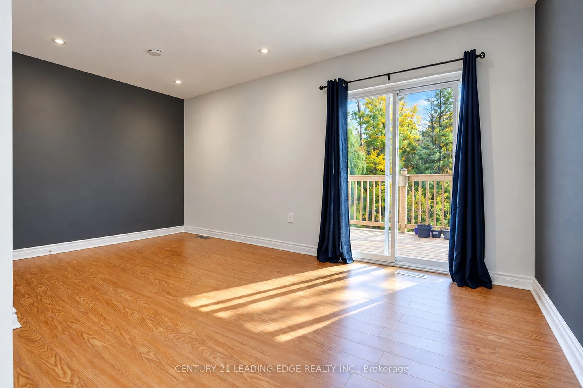 1006 Elgin Street #Main Flr