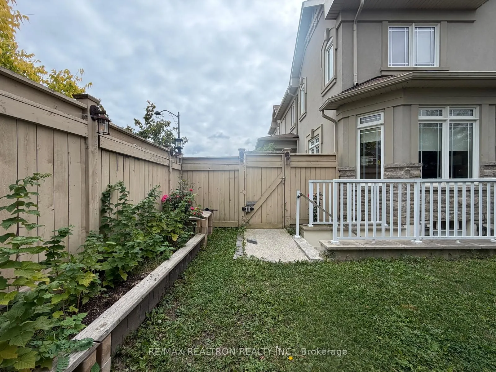 113B Timna Crescent #Lower Level