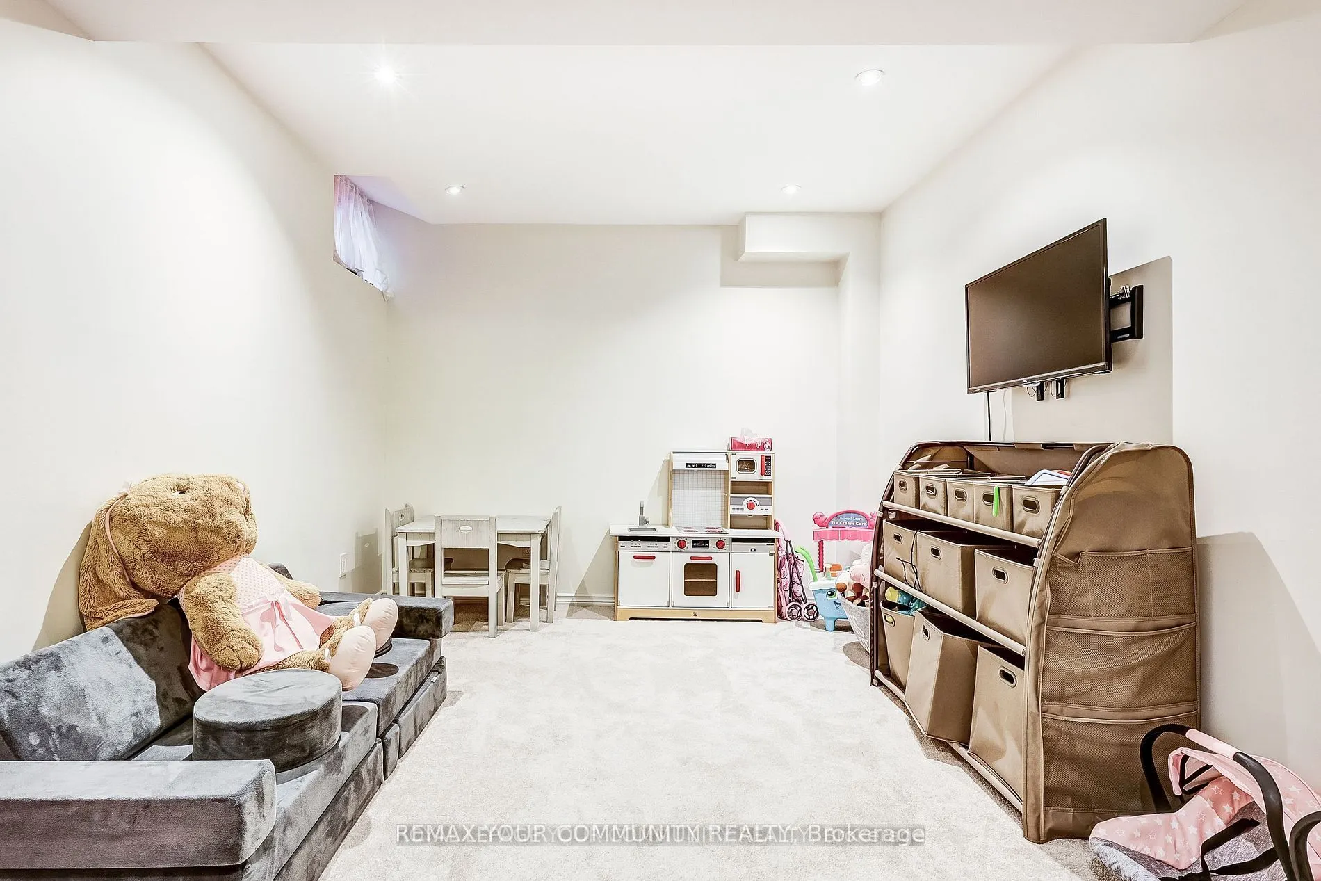 34 Miltrose Crescent