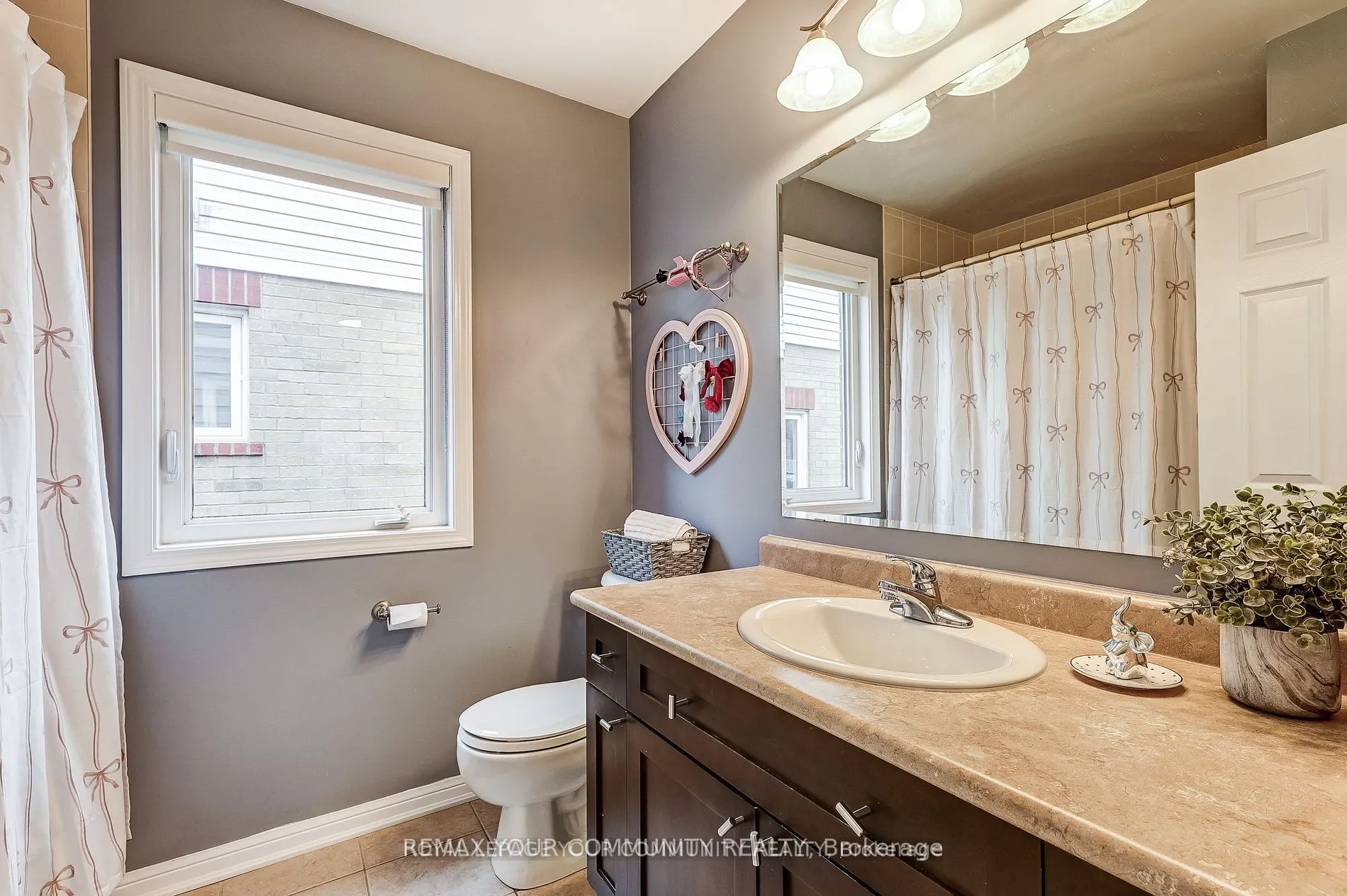 34 Miltrose Crescent
