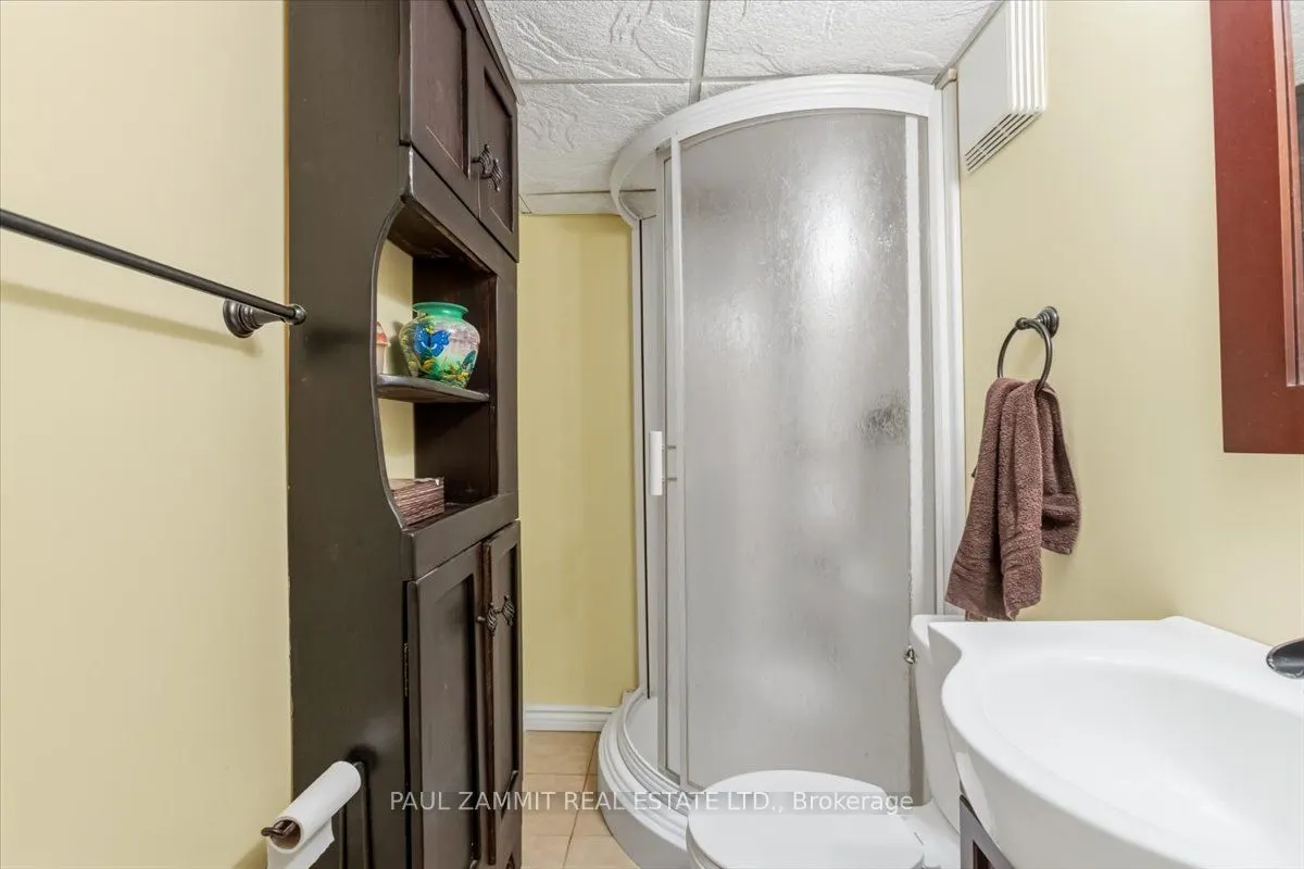 42 Nicholson Way #123