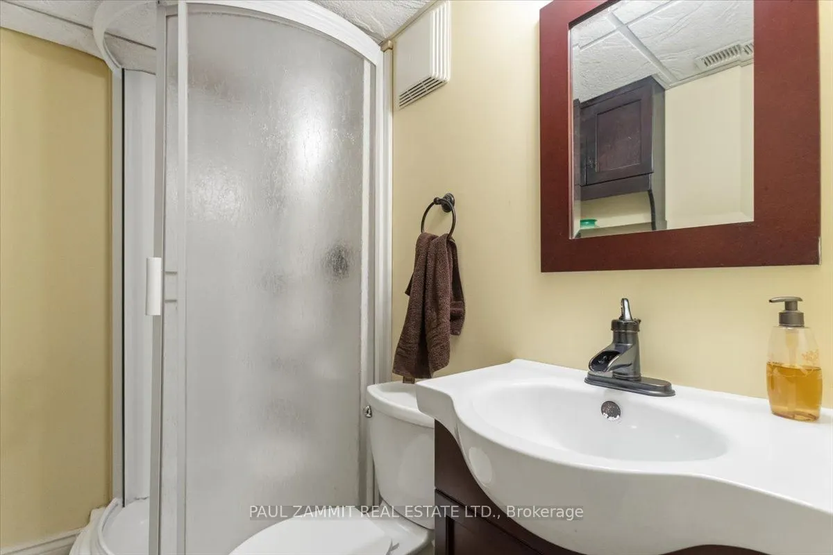 42 Nicholson Way #123