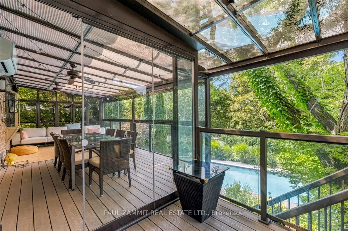50 Breckonwood Crescent