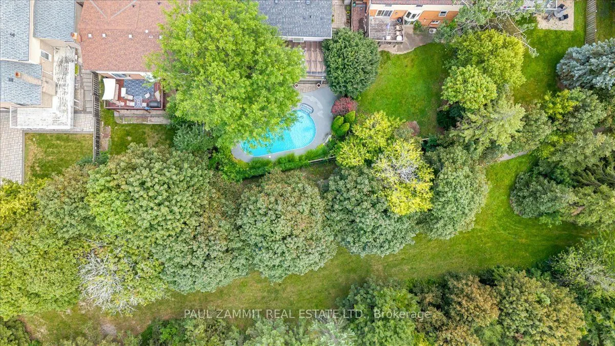 50 Breckonwood Crescent
