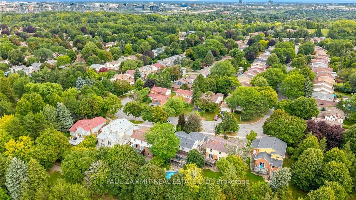 50 Breckonwood Crescent