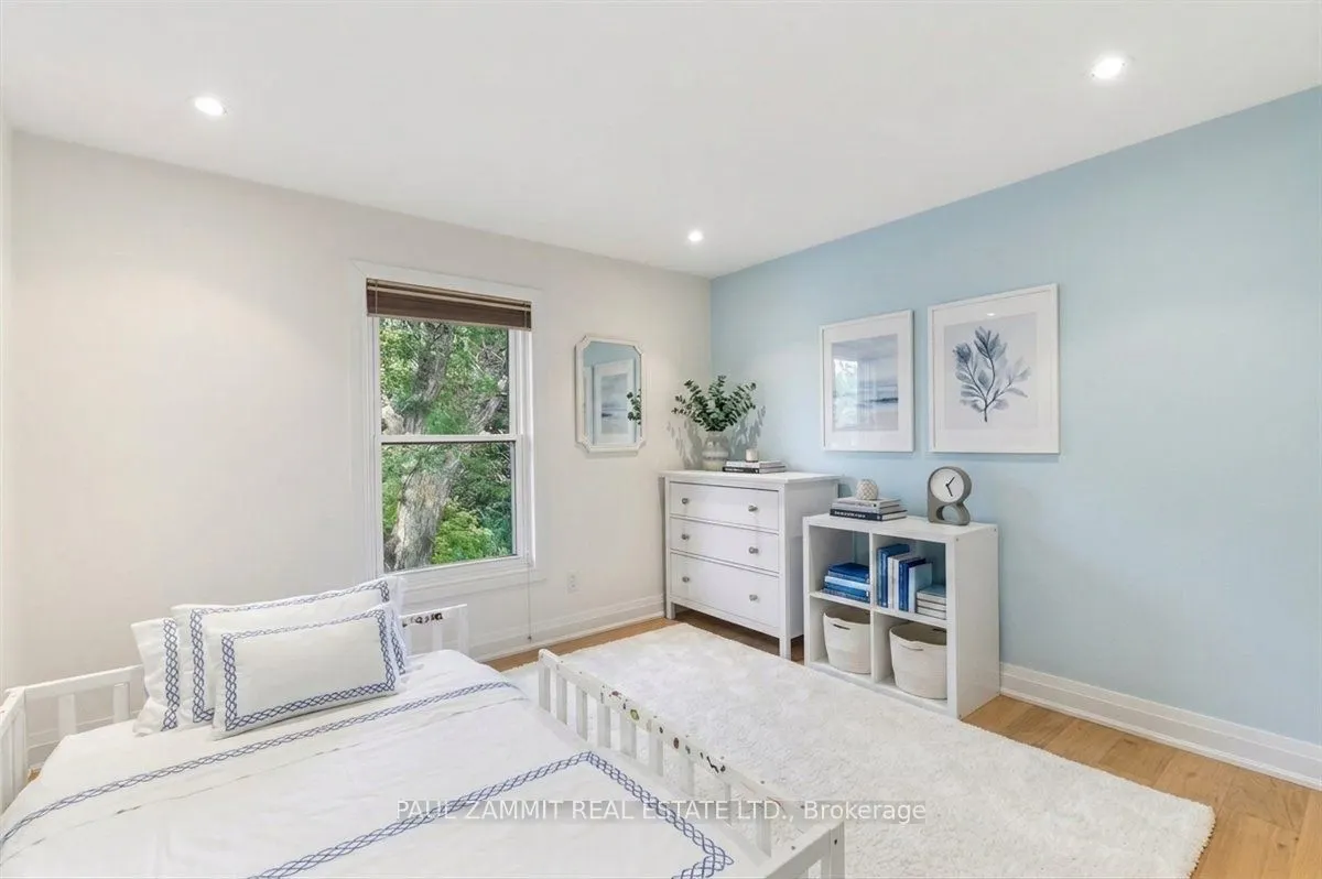 50 Breckonwood Crescent