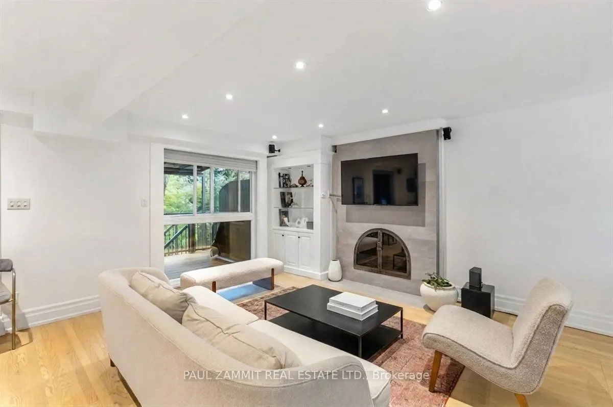50 Breckonwood Crescent