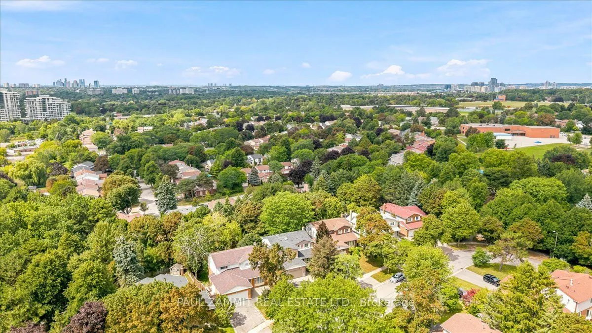 50 Breckonwood Crescent