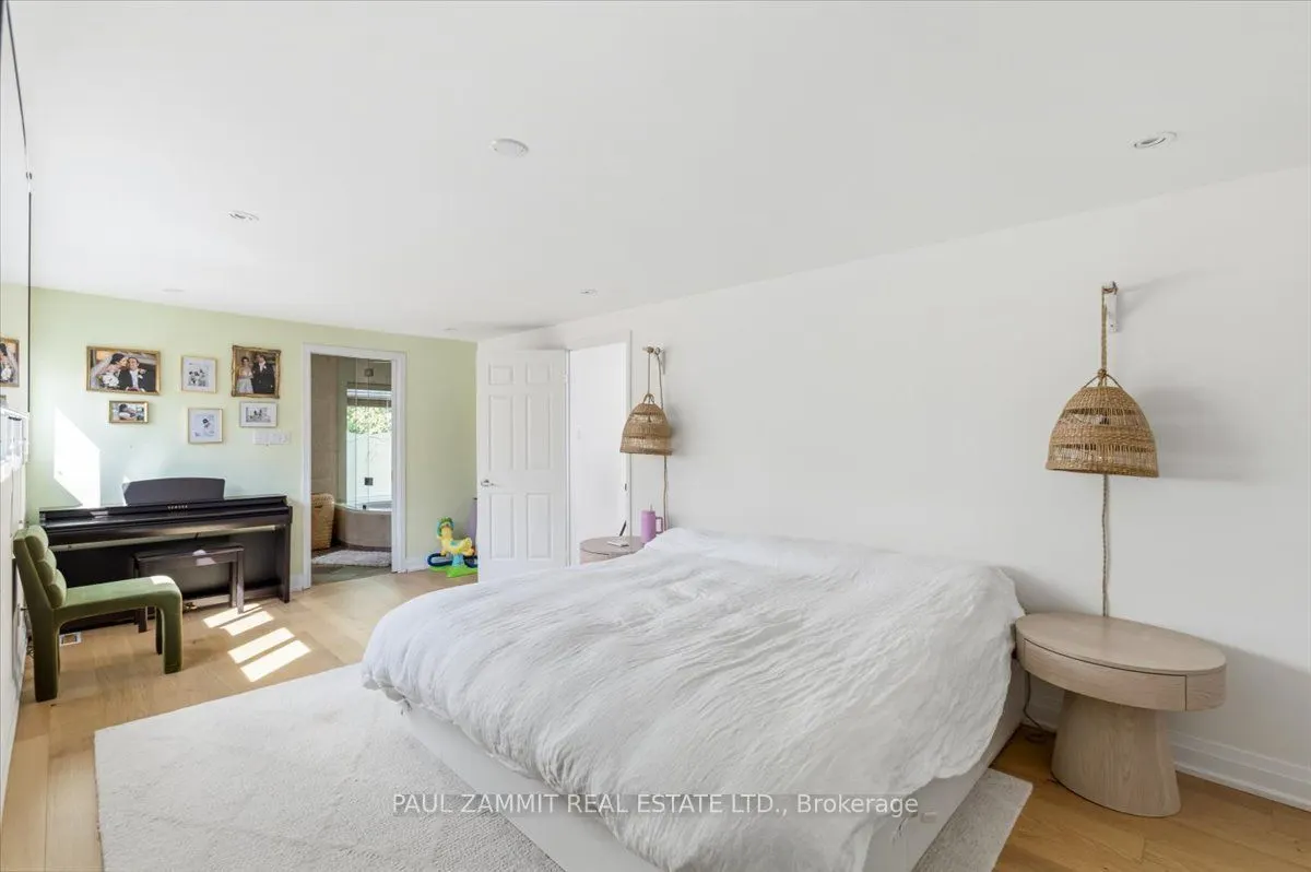 50 Breckonwood Crescent