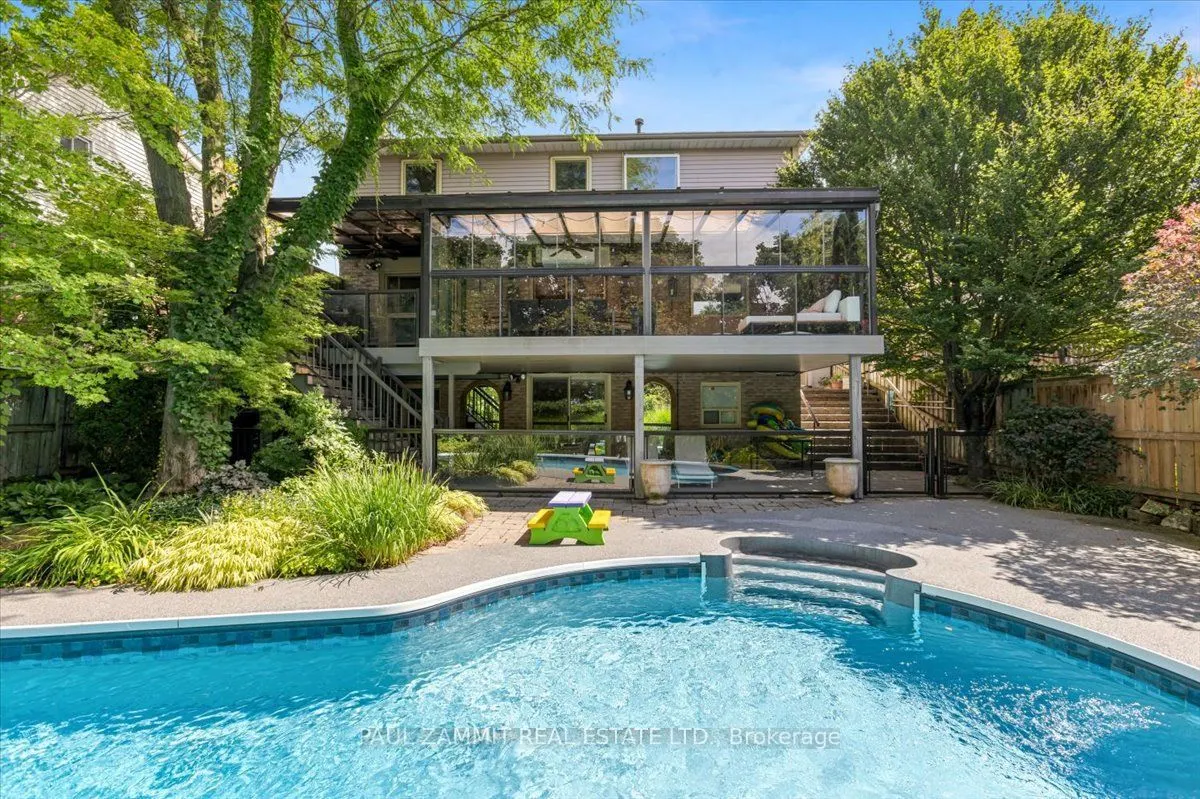 50 Breckonwood Crescent