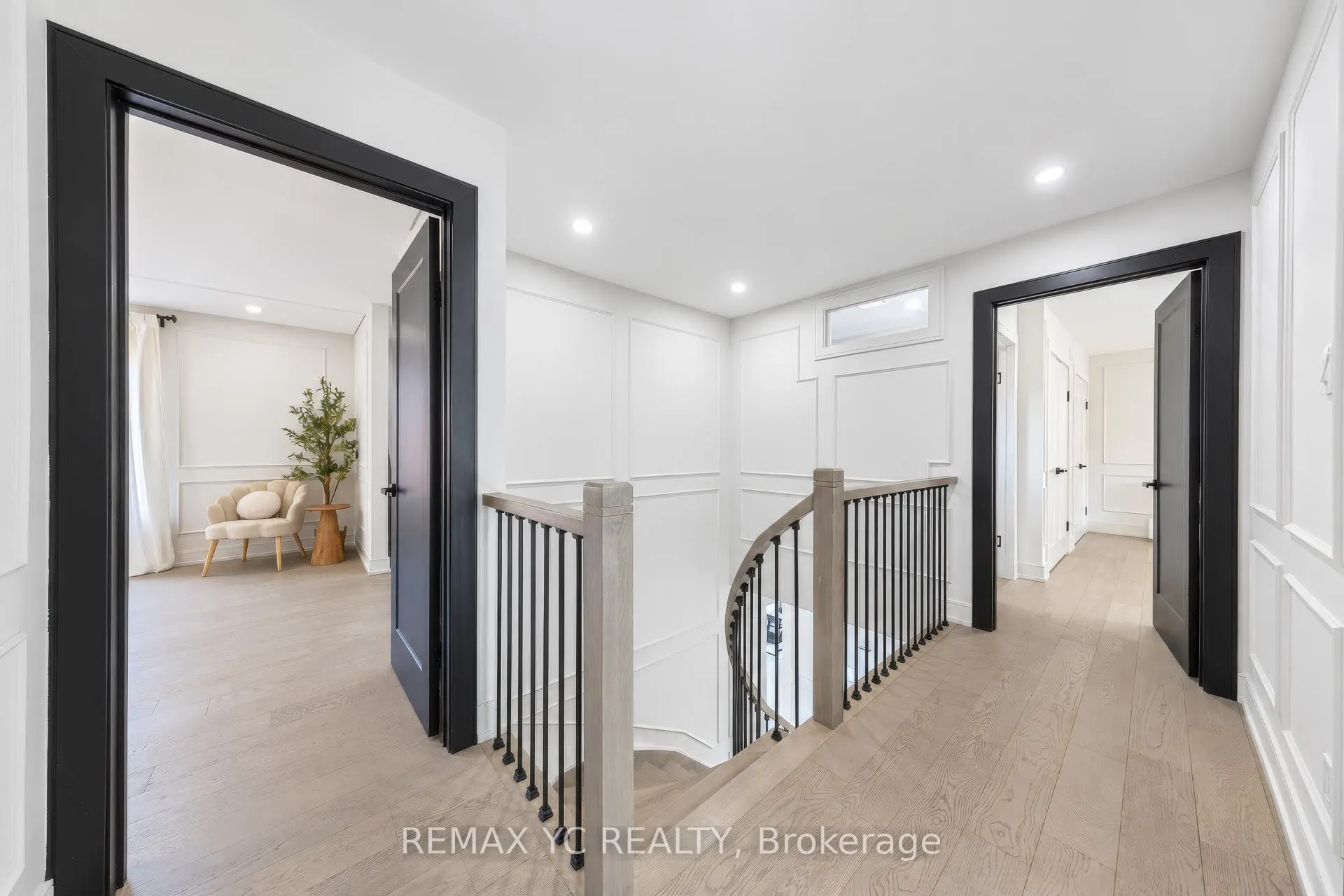 4 Simmons Crescent