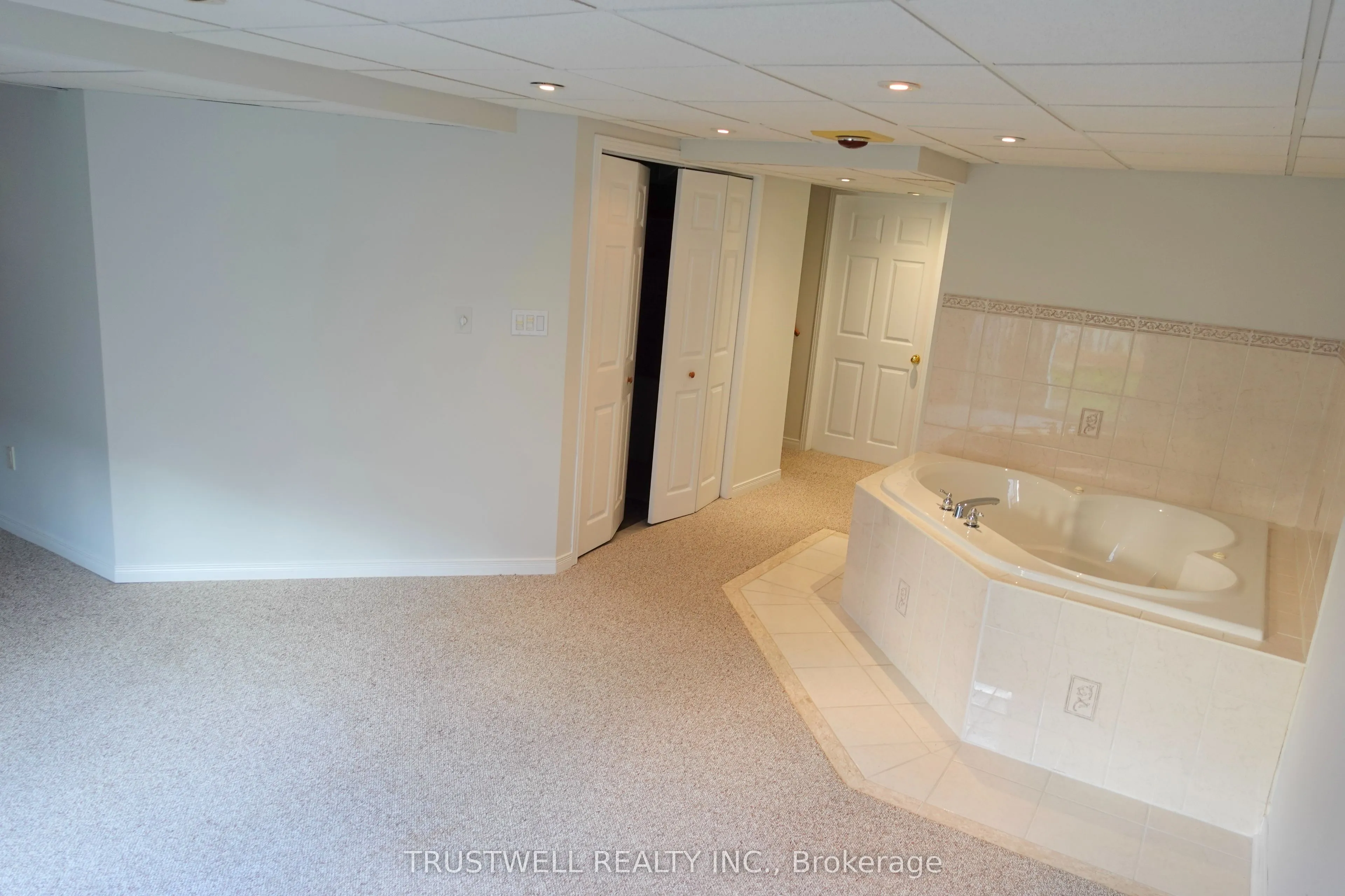 111 Millcliff Circle