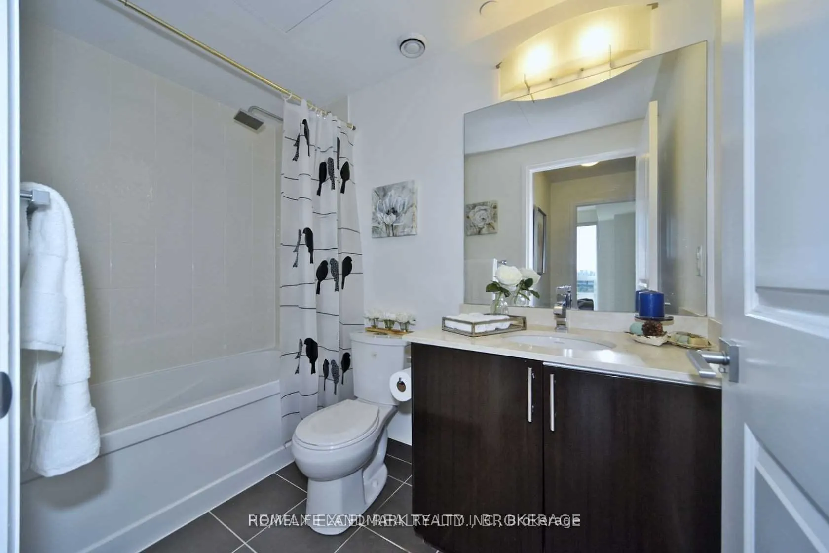 7167 Yonge Street #1408