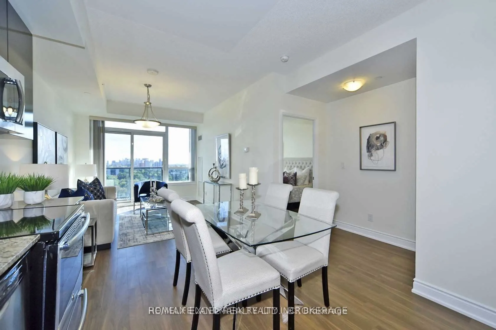 7167 Yonge Street #1408