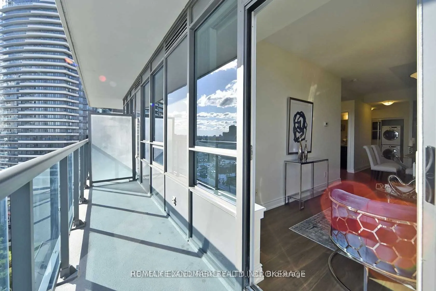 7167 Yonge Street #1408