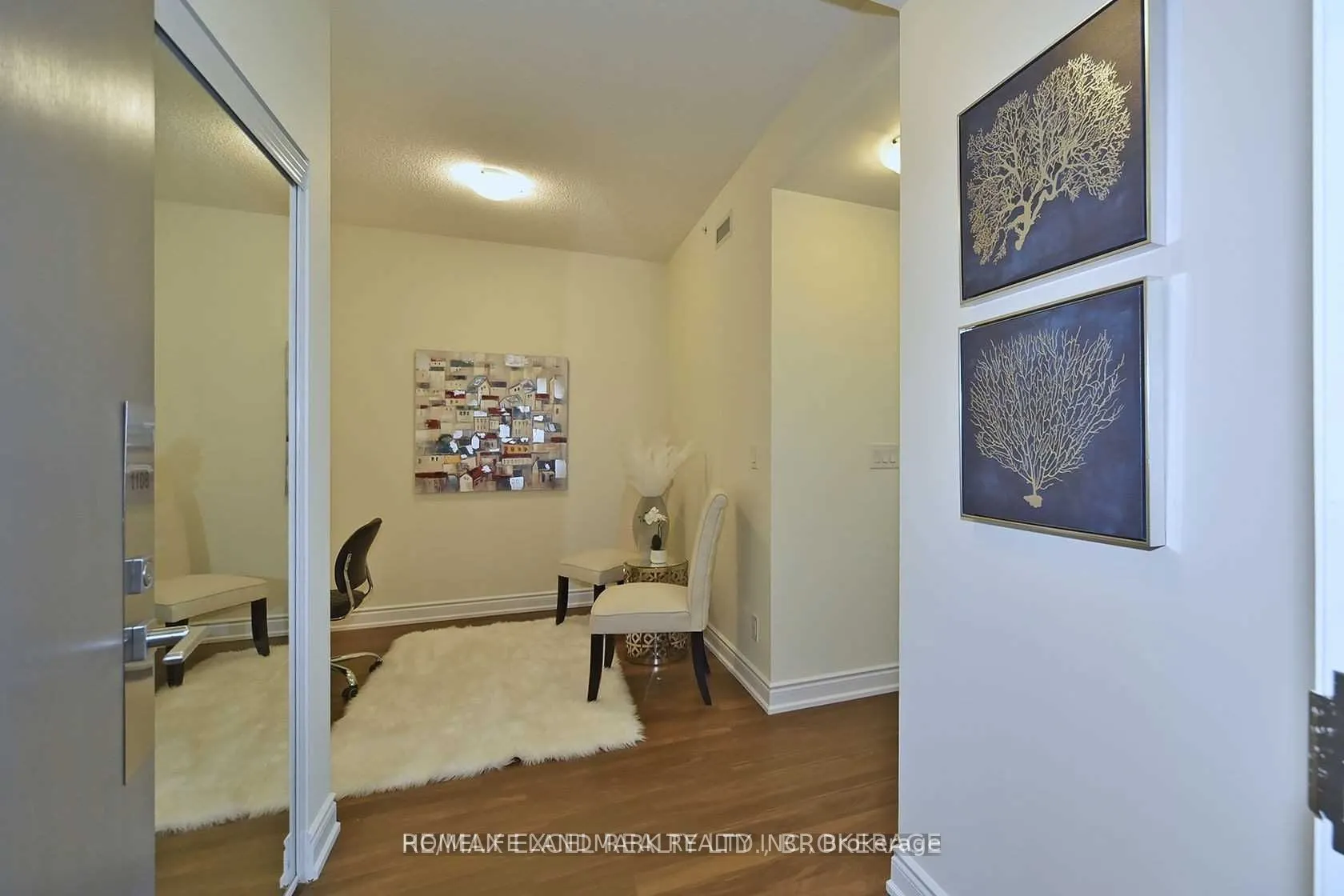 7167 Yonge Street #1408