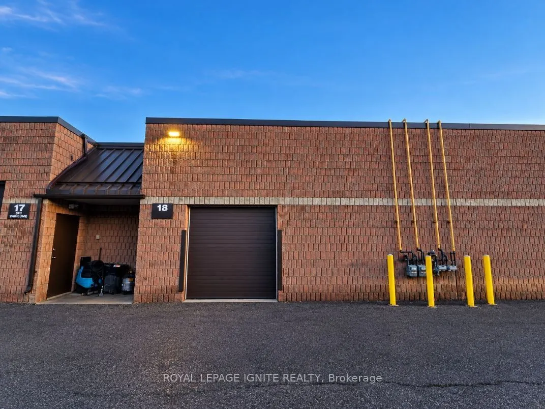 82 Sandiford Drive ##18