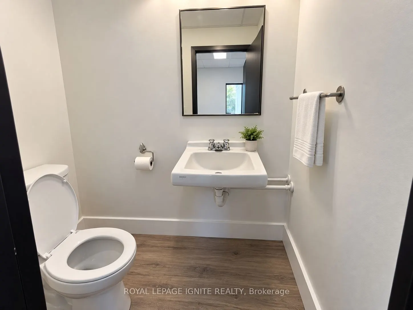 82 Sandiford Drive ##18