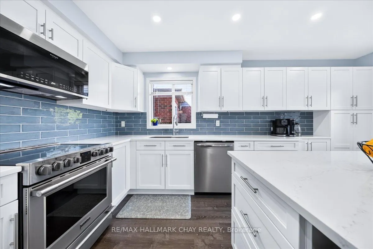 37 Joliette Place