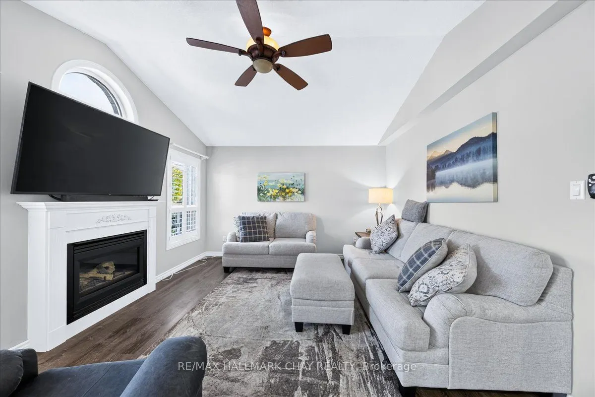 37 Joliette Place